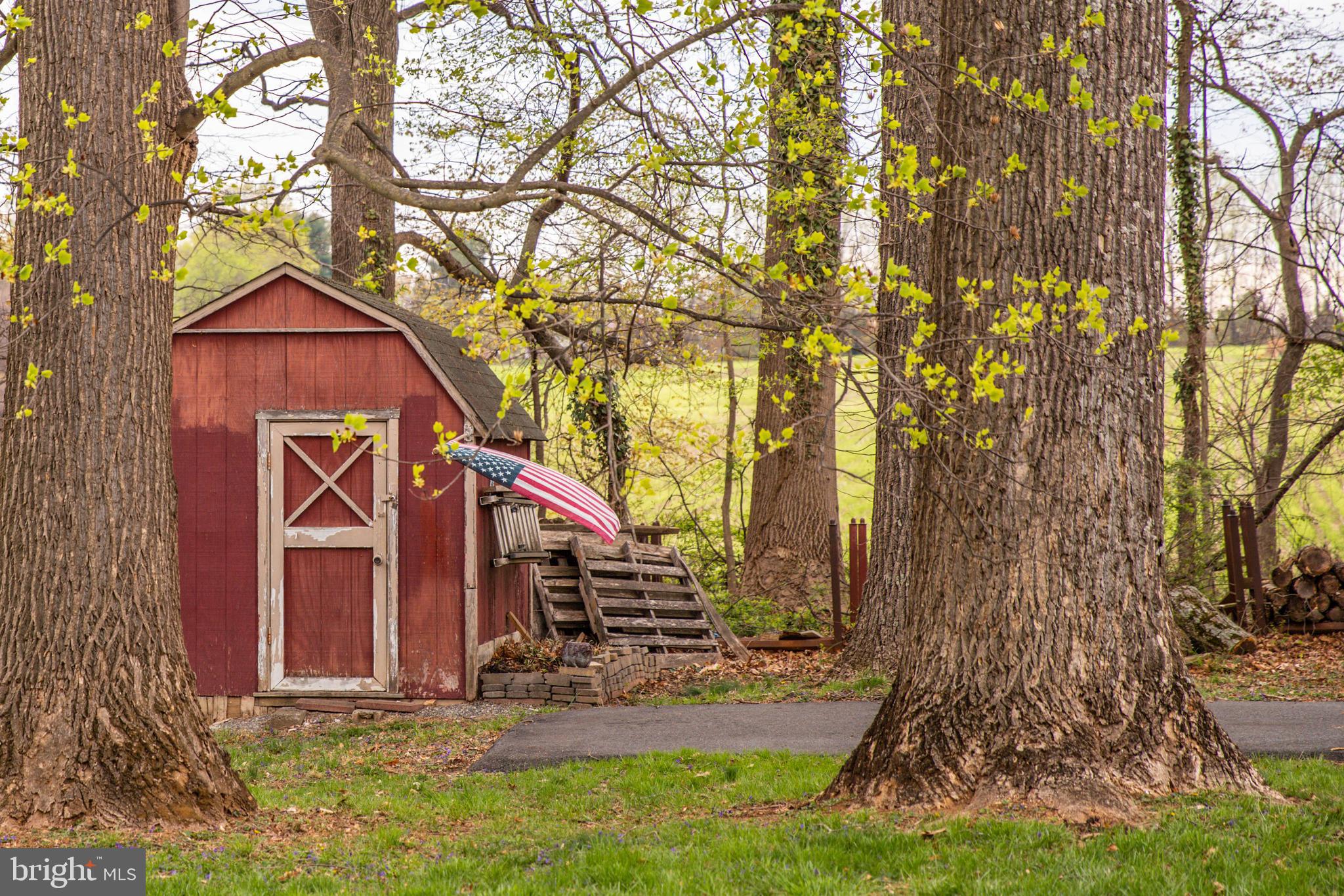 FAIRVIEW - Residential