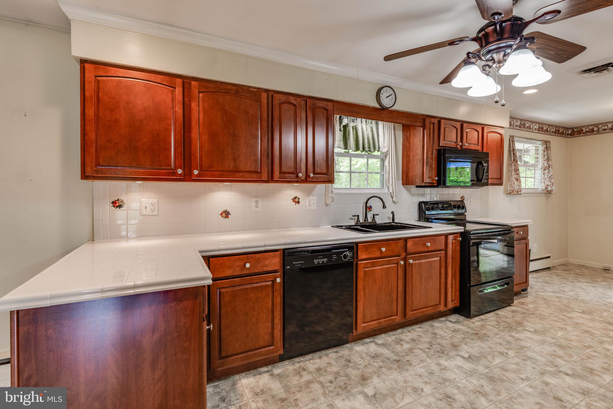 FAIRVIEW - Residential