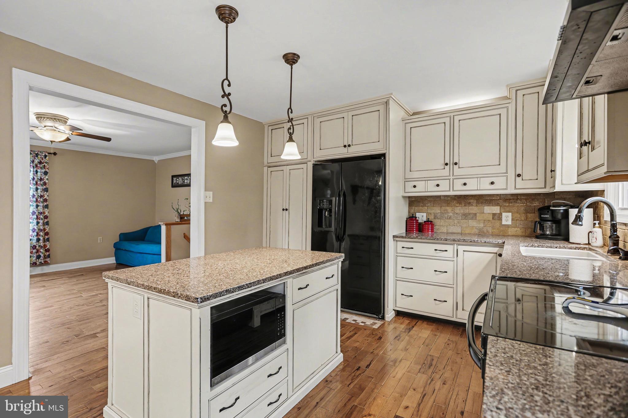 VALLEY GREEN ESTATES - Residential