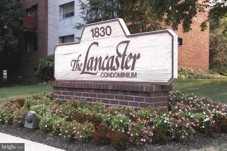 LANCASTER - Residential Lease