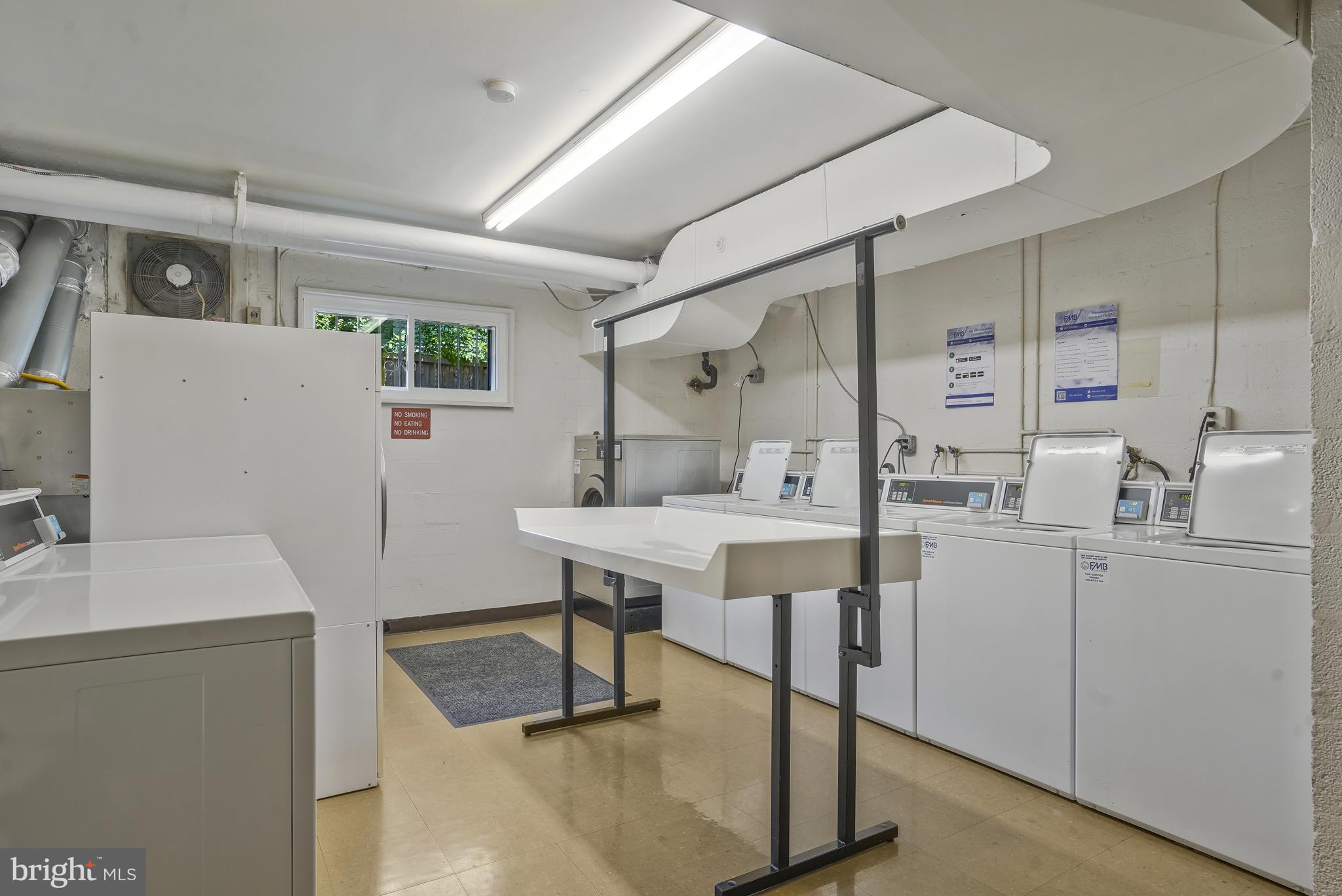 LANCASTER - Residential Lease