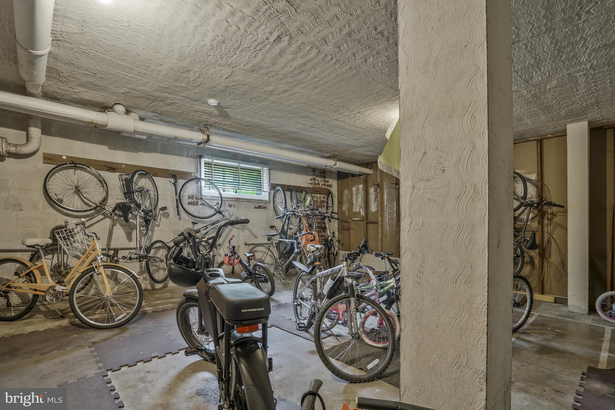 LANCASTER - Residential Lease