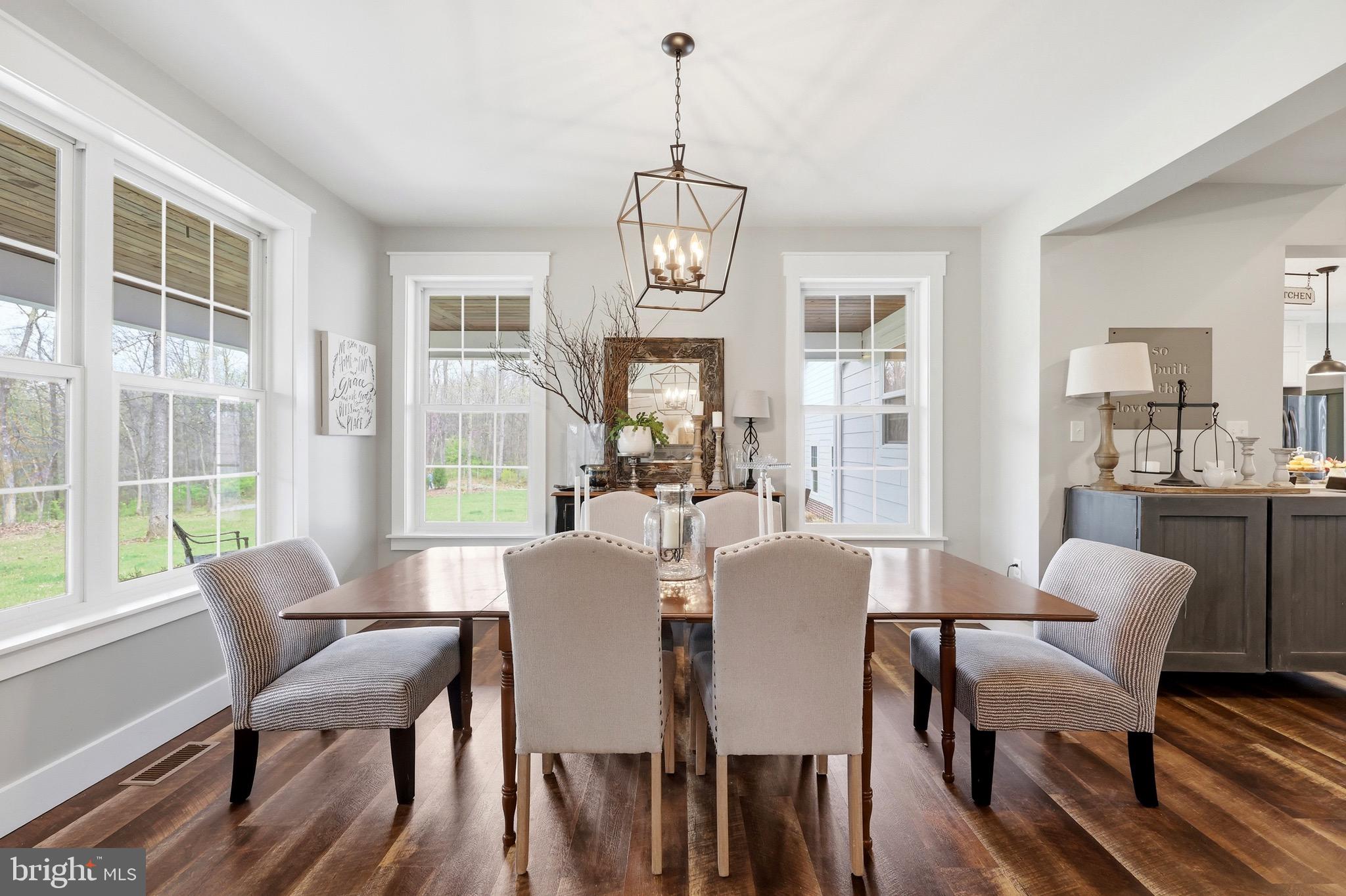 CORNERSTONE - Residential