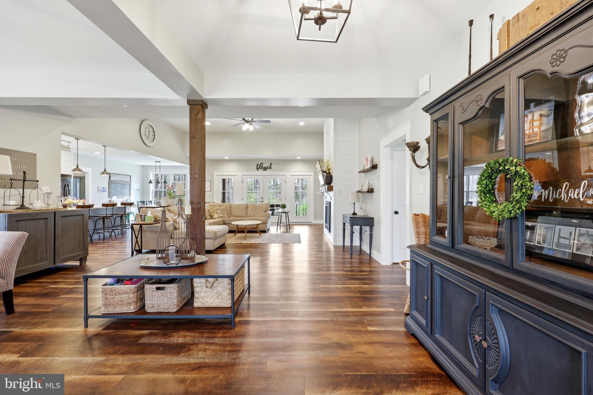 CORNERSTONE - Residential