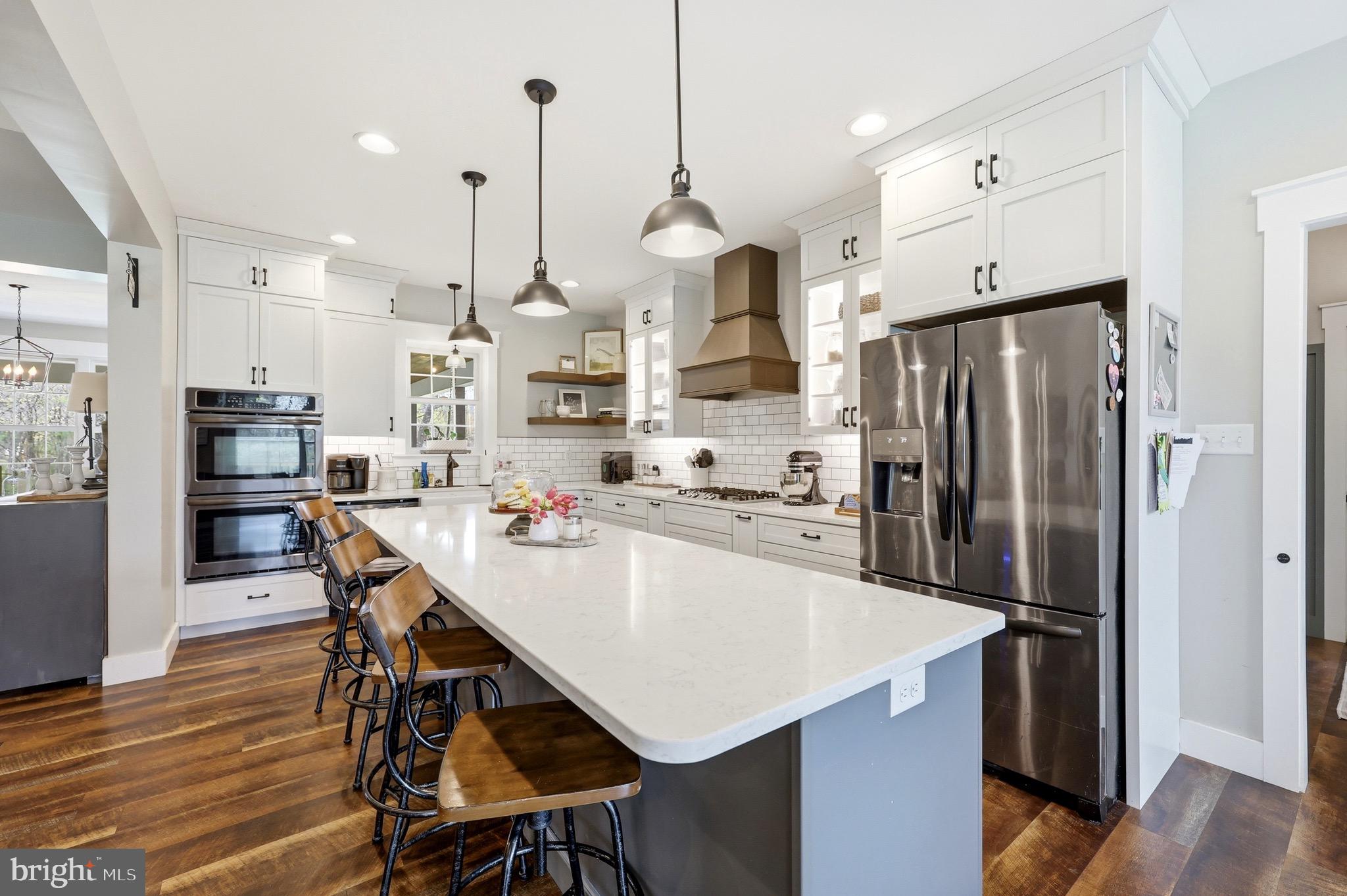 CORNERSTONE - Residential