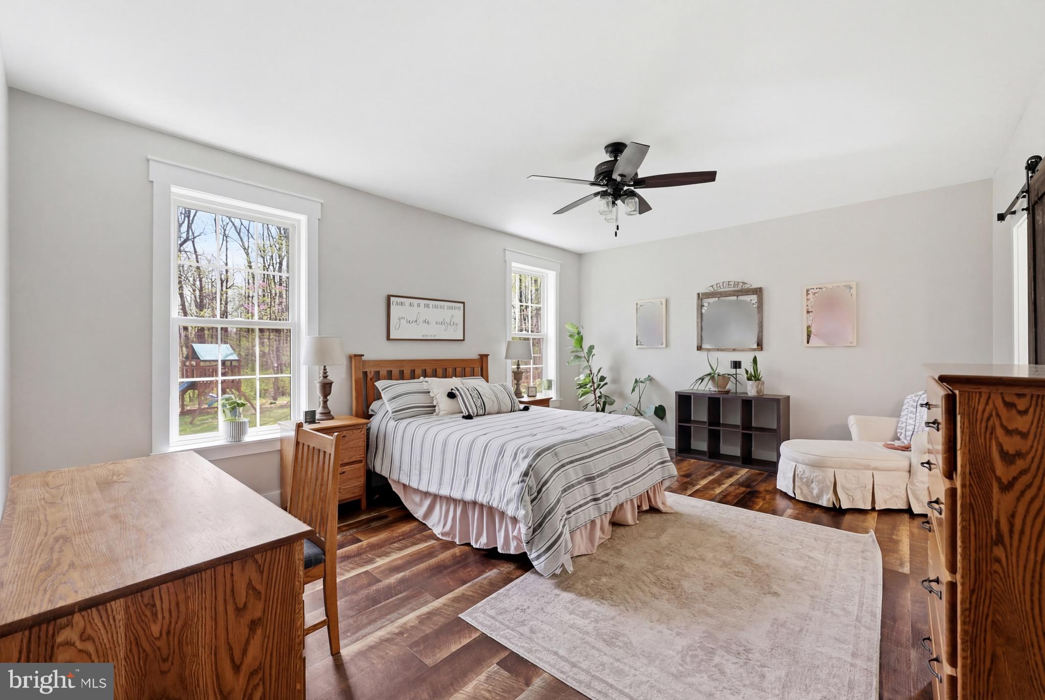 CORNERSTONE - Residential