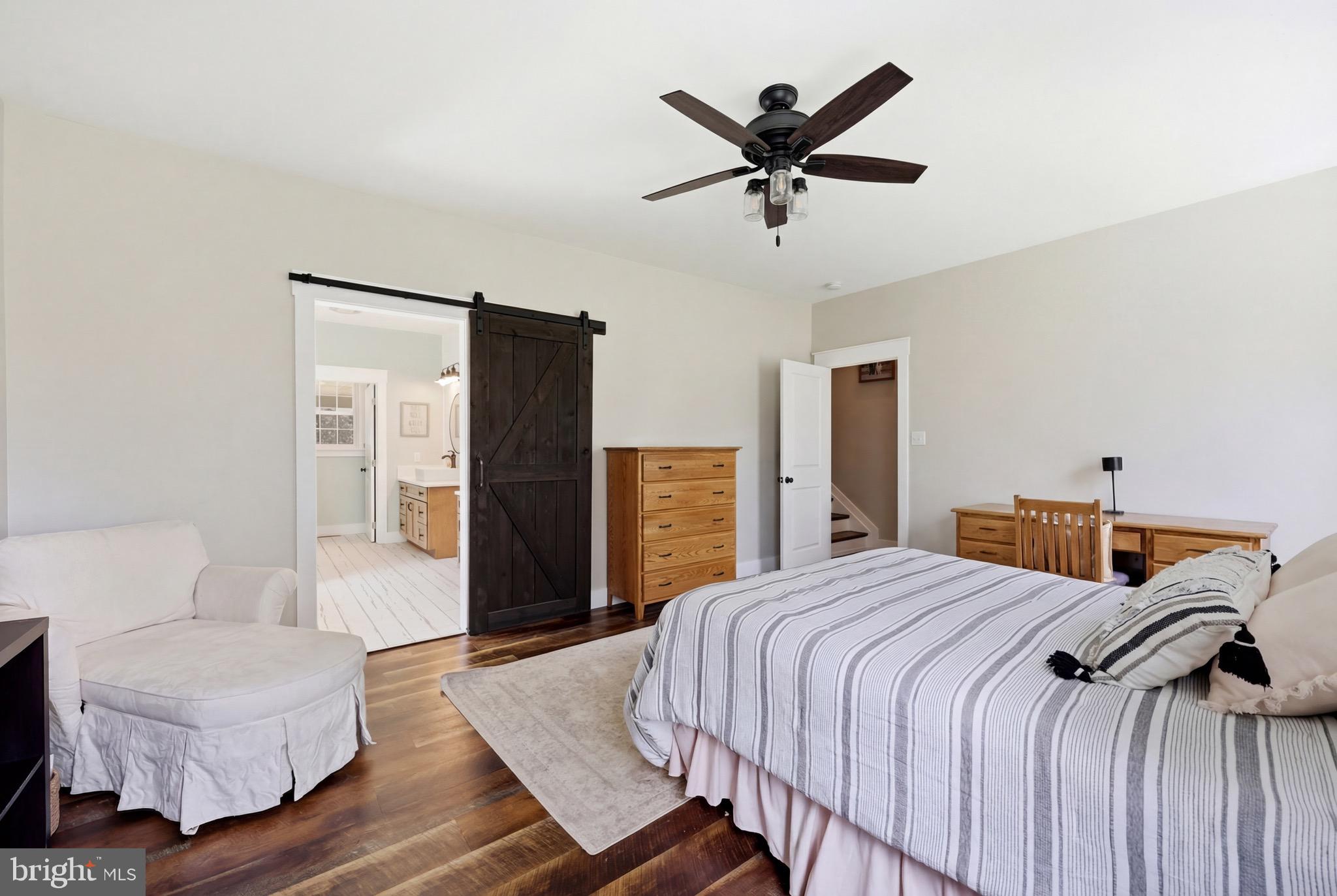 CORNERSTONE - Residential