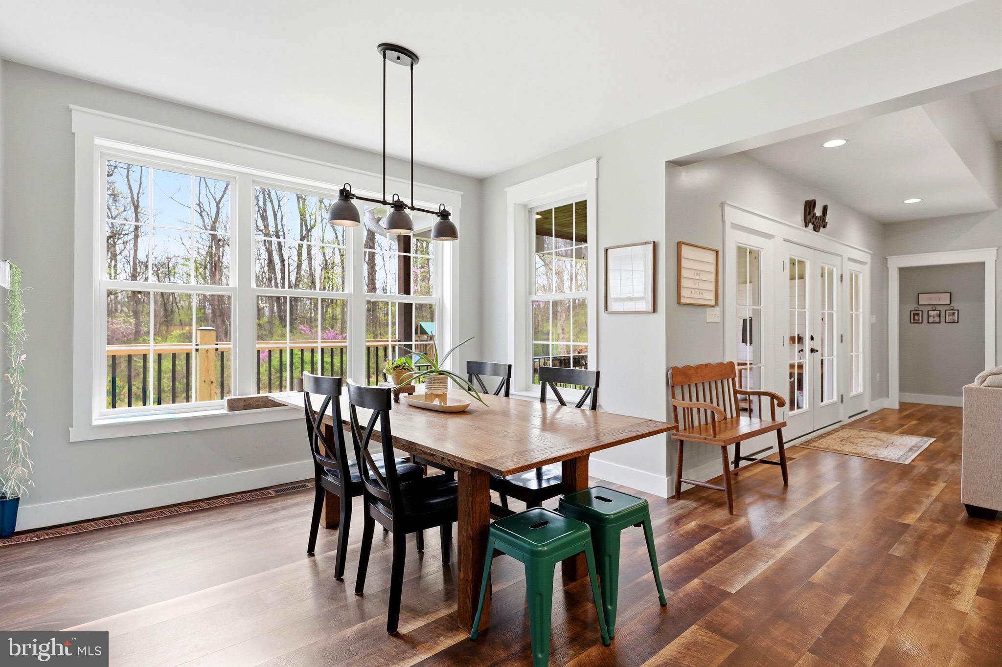 CORNERSTONE - Residential