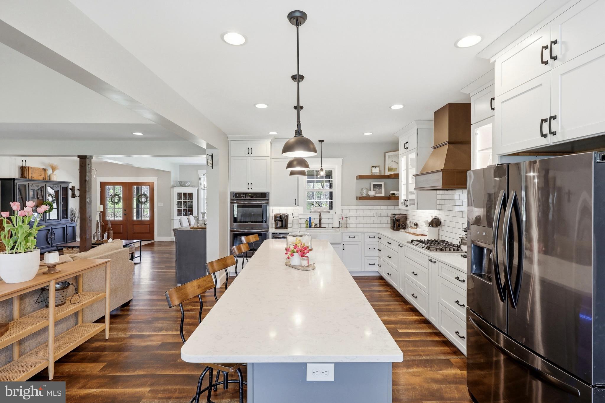 CORNERSTONE - Residential