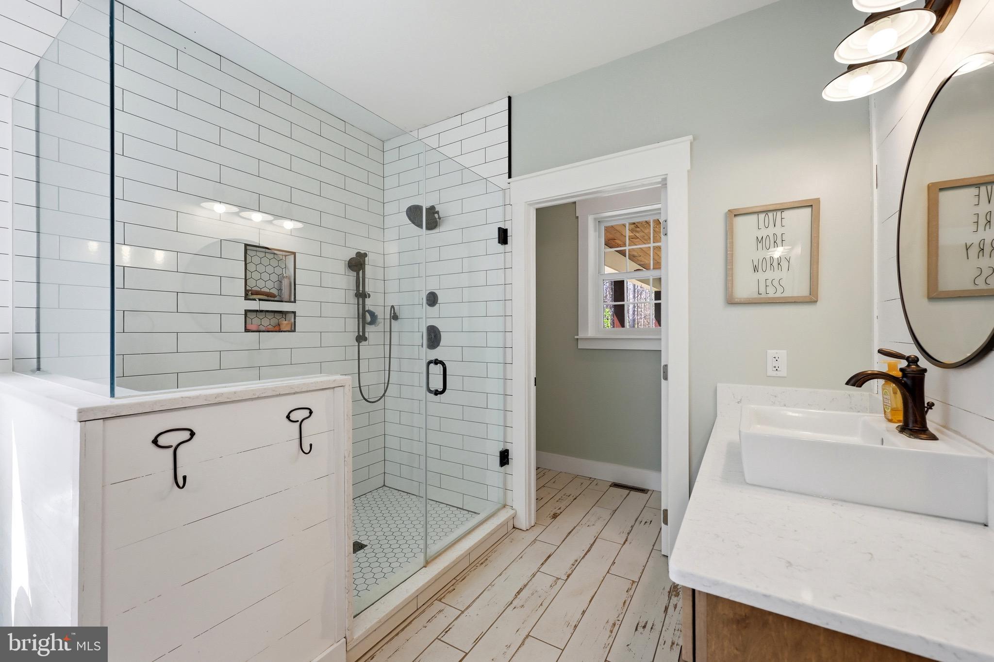 CORNERSTONE - Residential