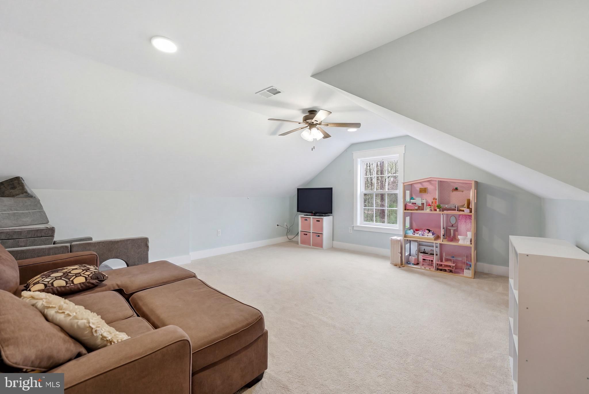 CORNERSTONE - Residential