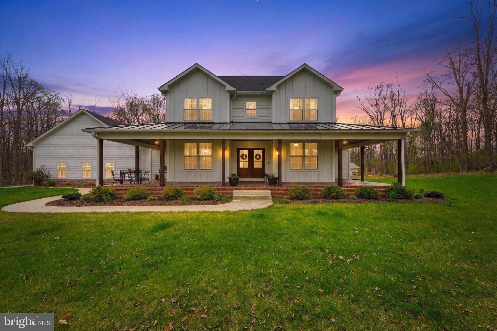 CORNERSTONE - Residential