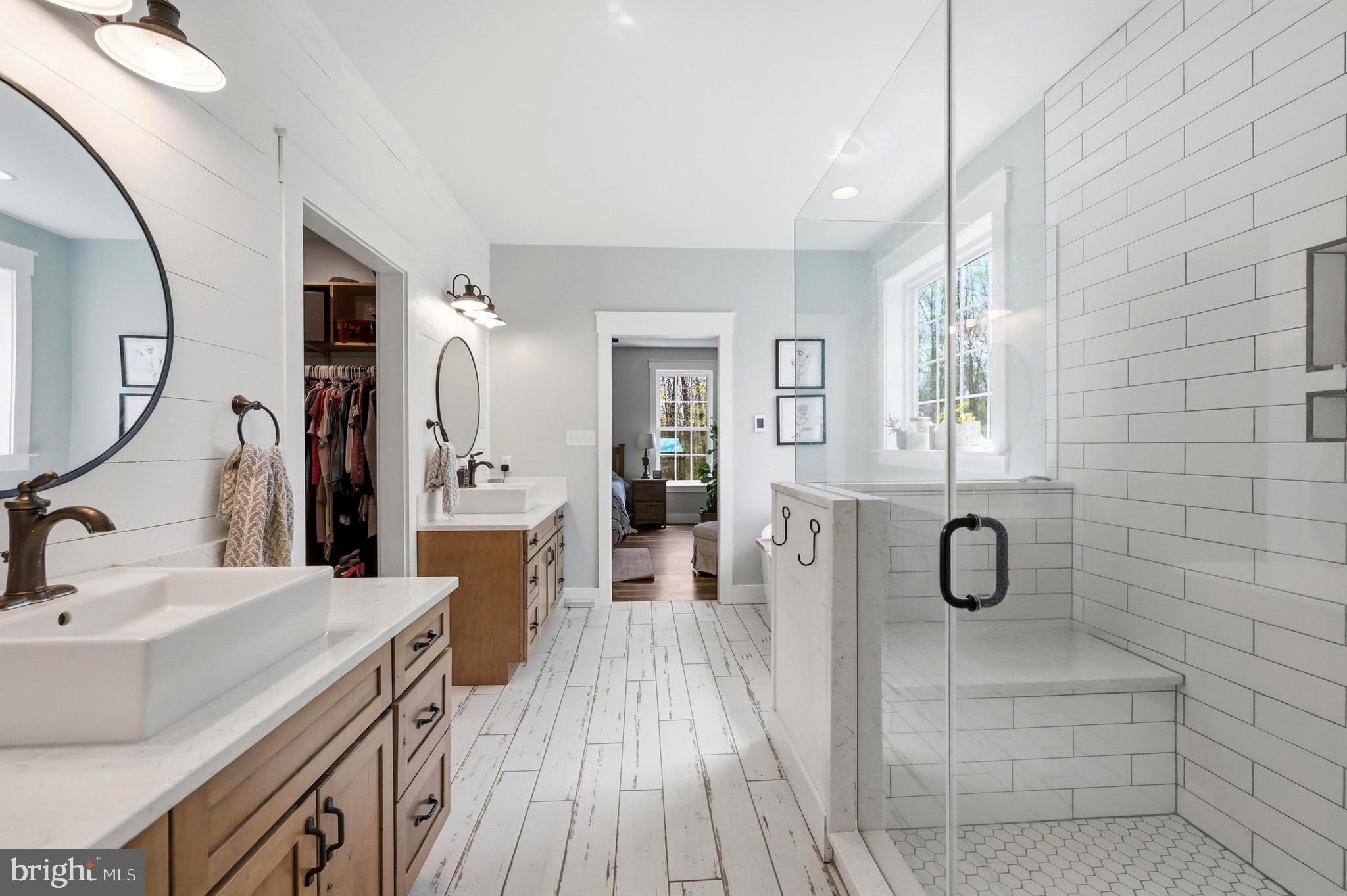 CORNERSTONE - Residential