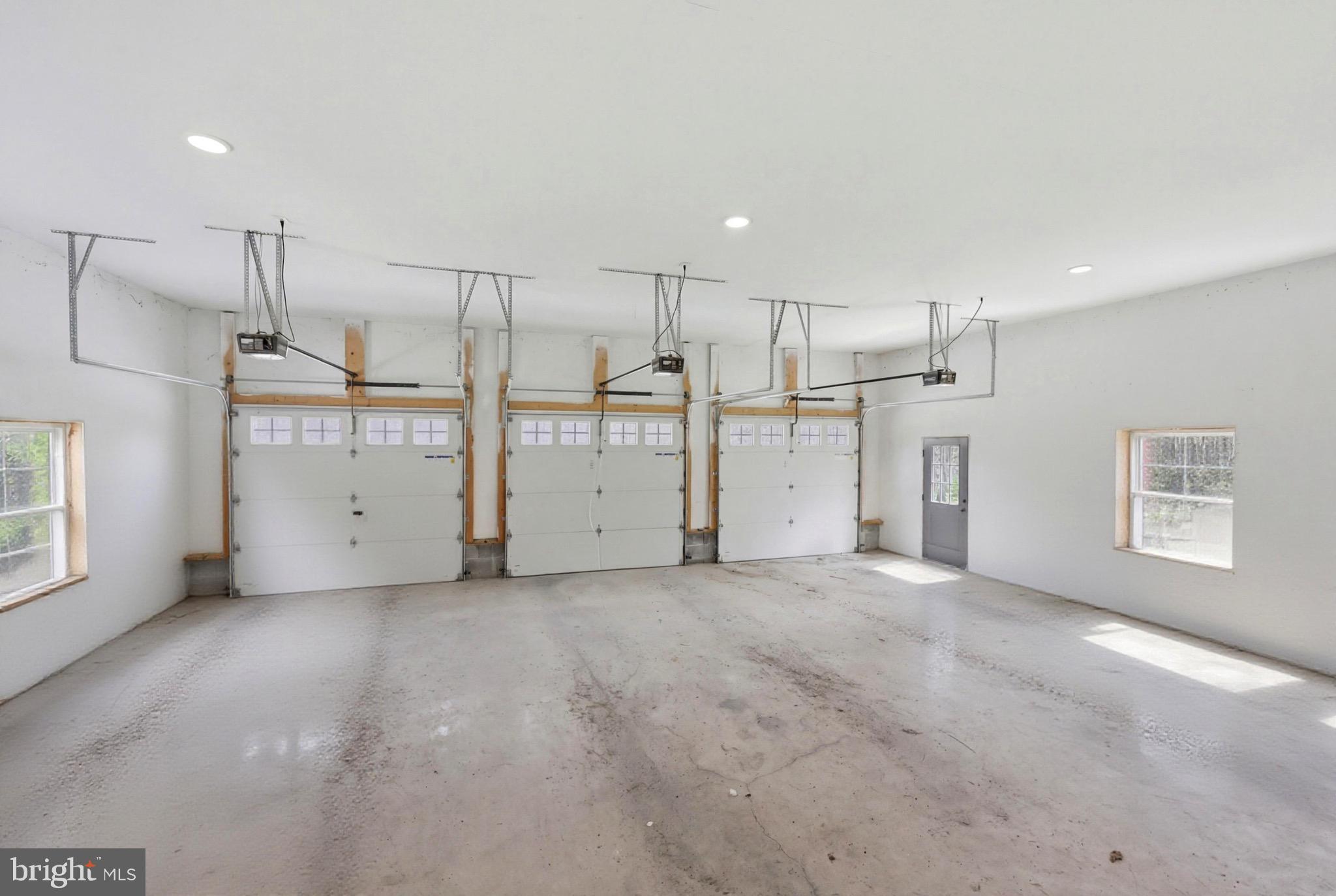 CORNERSTONE - Residential