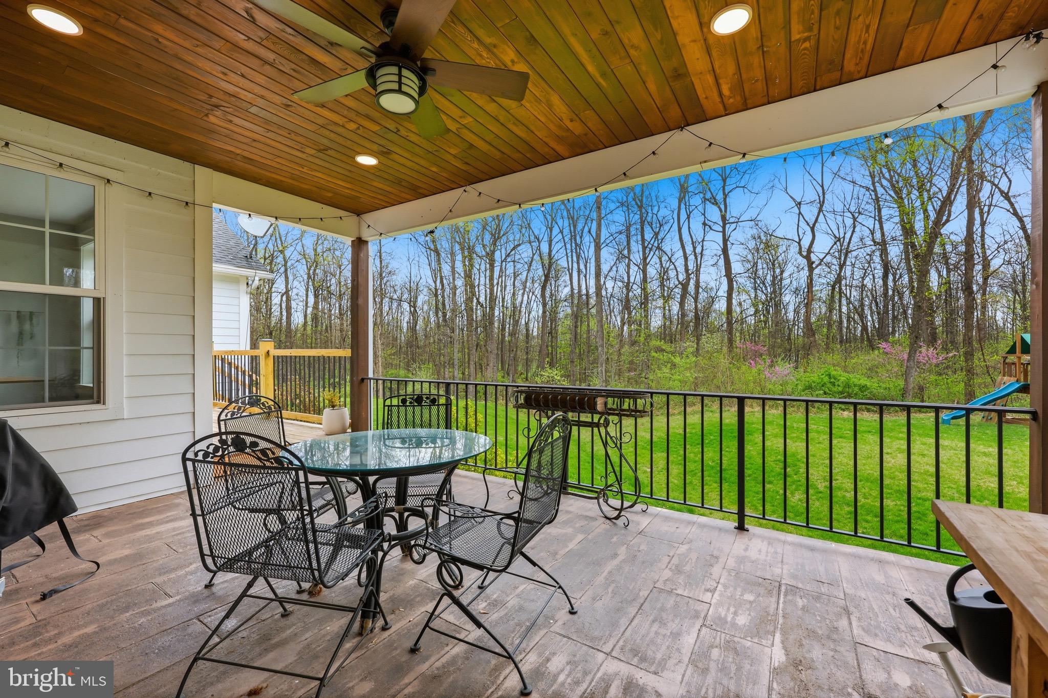 CORNERSTONE - Residential