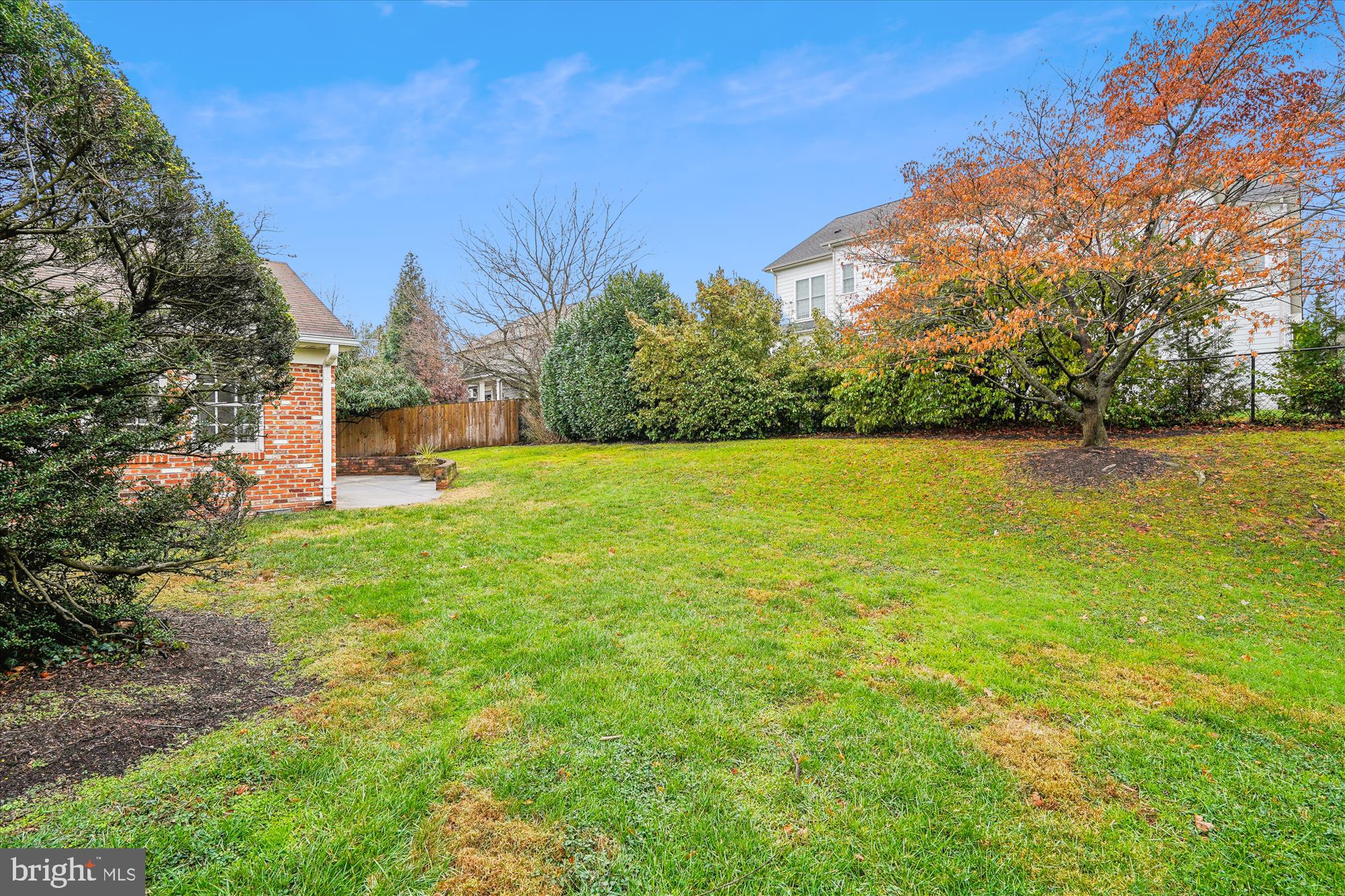 OAKWOOD KNOLLS - Residential