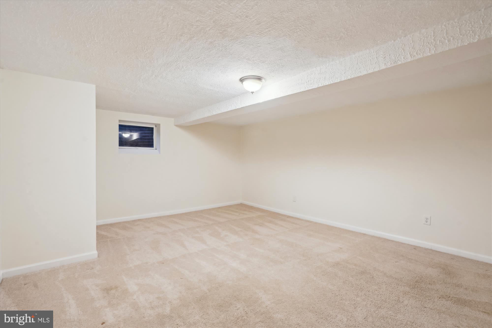 OAKWOOD KNOLLS - Residential