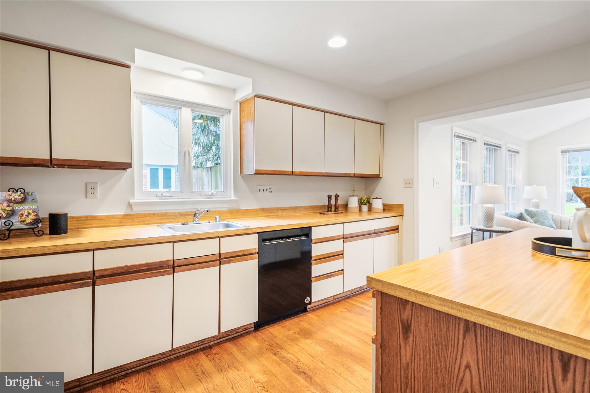 OAKWOOD KNOLLS - Residential