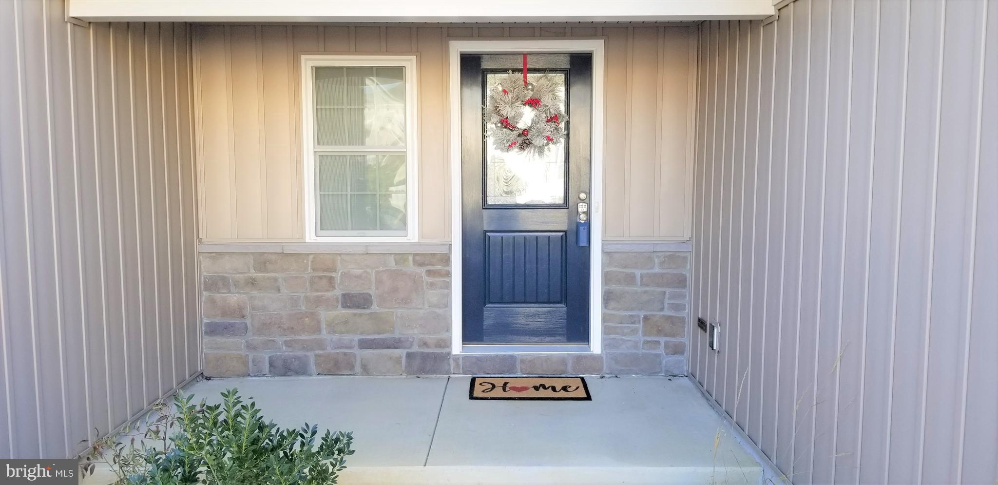 WOODS EDGE - Residential