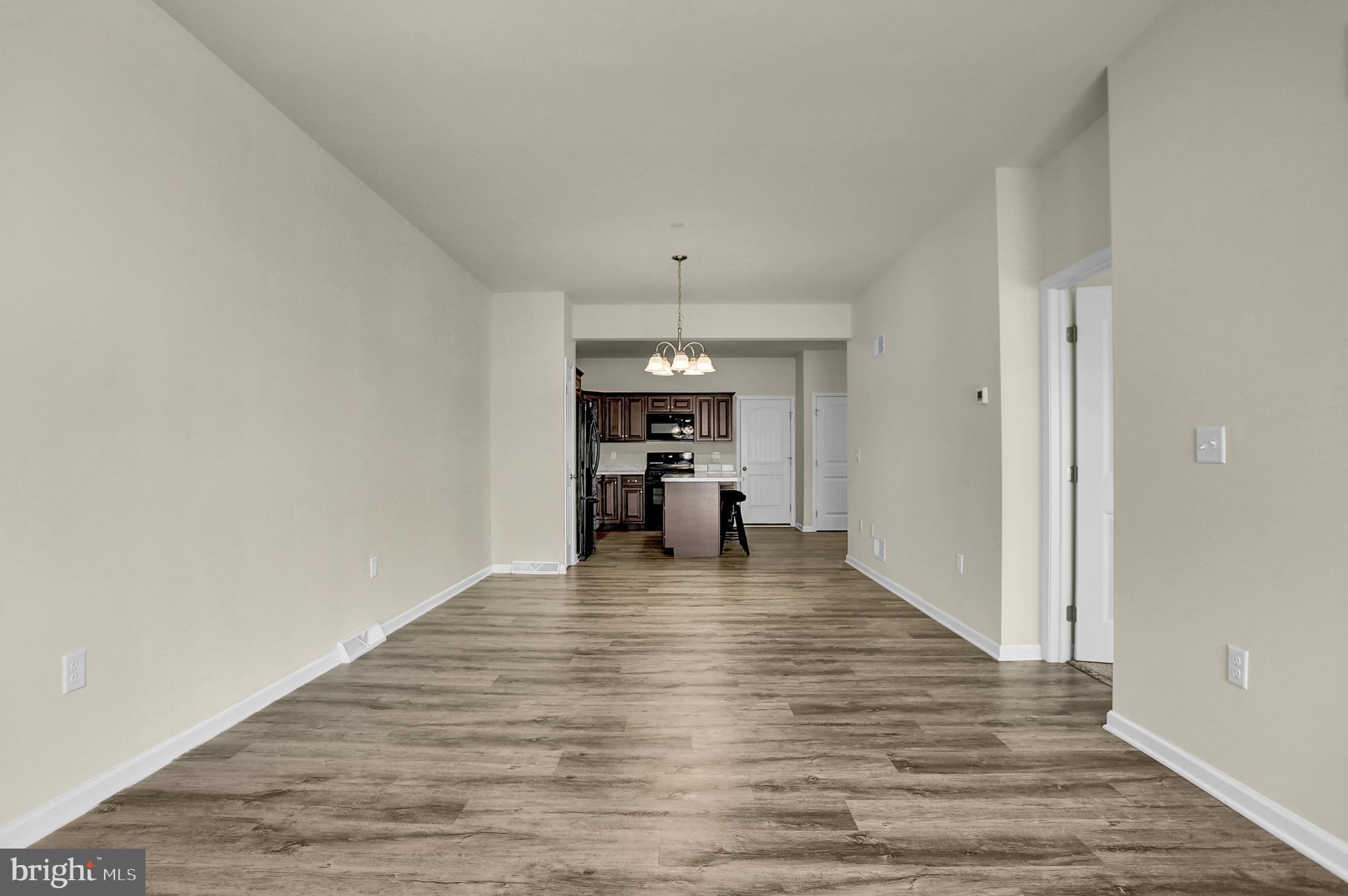 WOODS EDGE - Residential