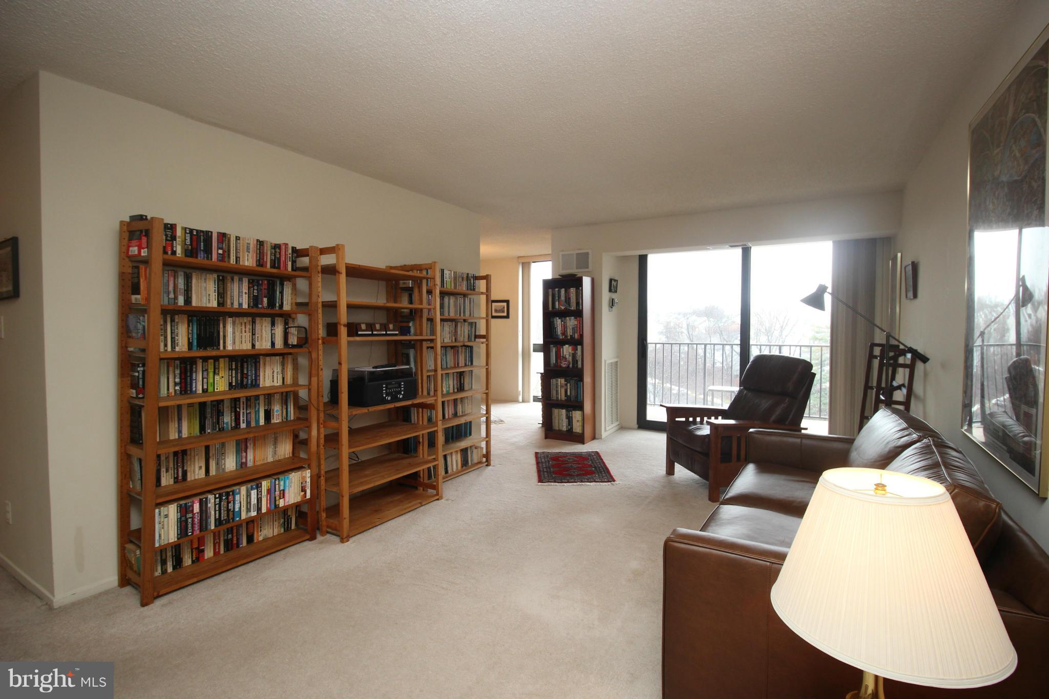 IDYLWOOD TOWERS - Residential