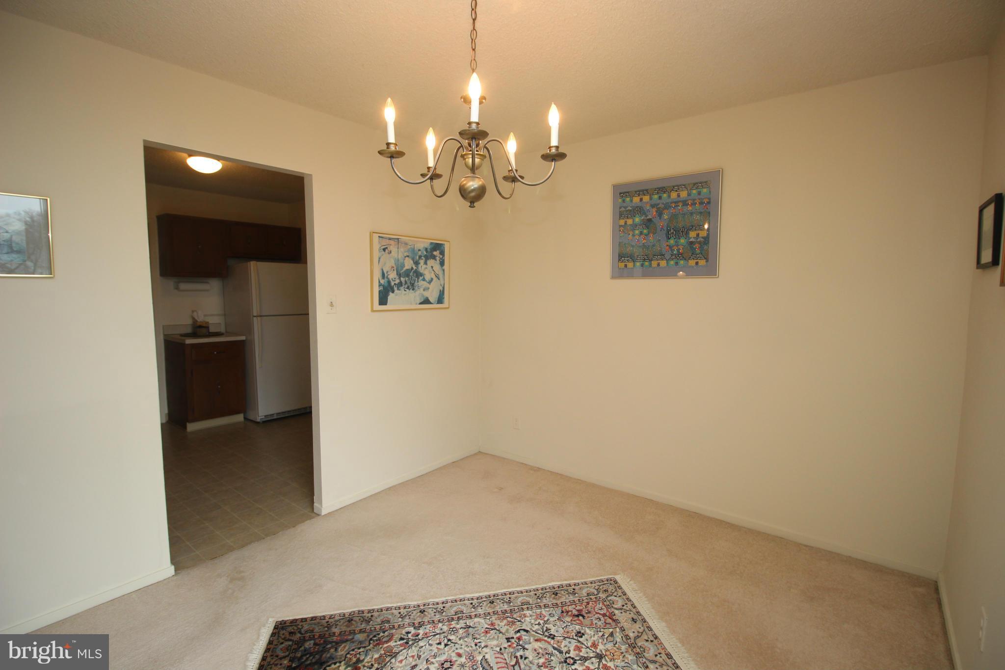 IDYLWOOD TOWERS - Residential