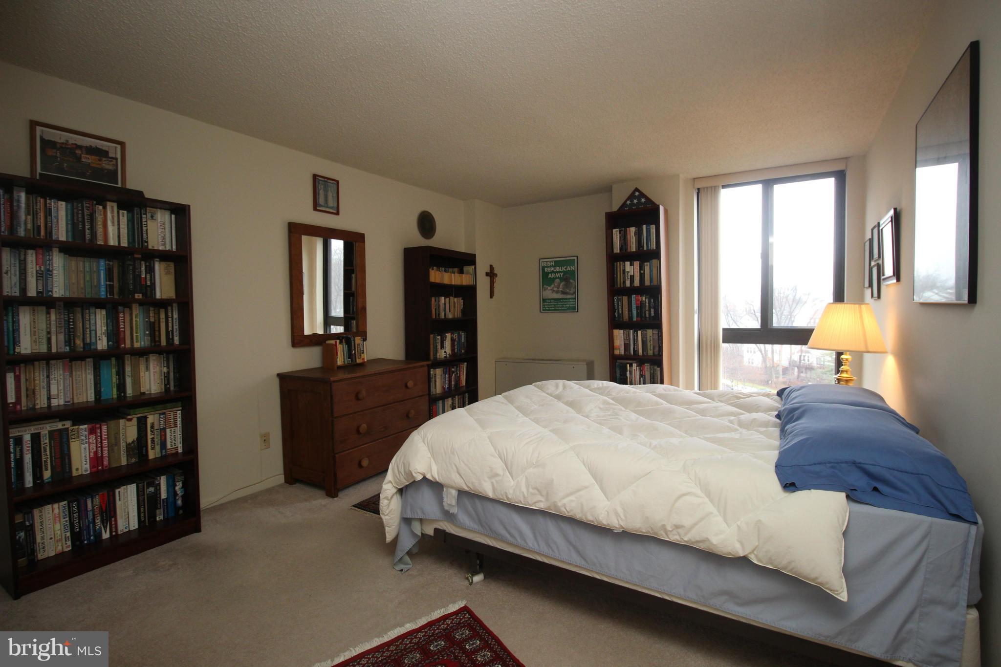 IDYLWOOD TOWERS - Residential