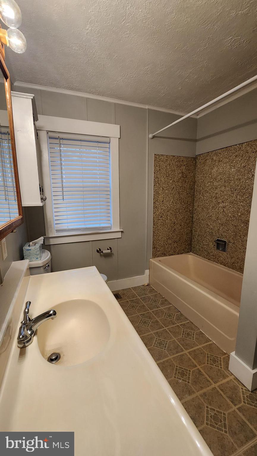 RAILROAD BORO - Residential