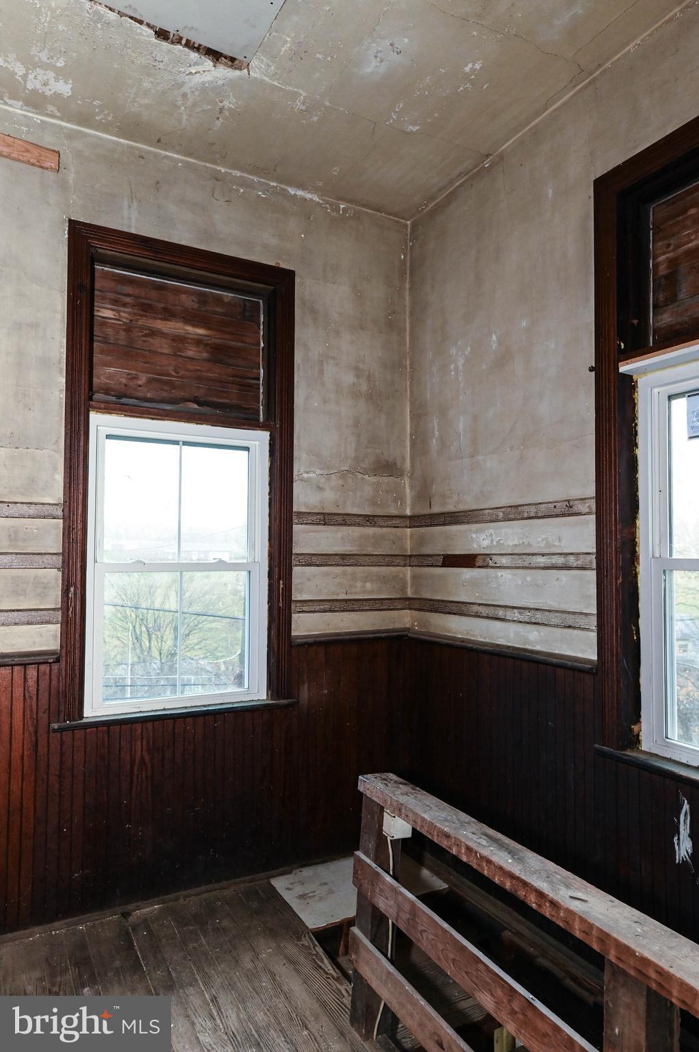 RAILROAD BORO - Residential