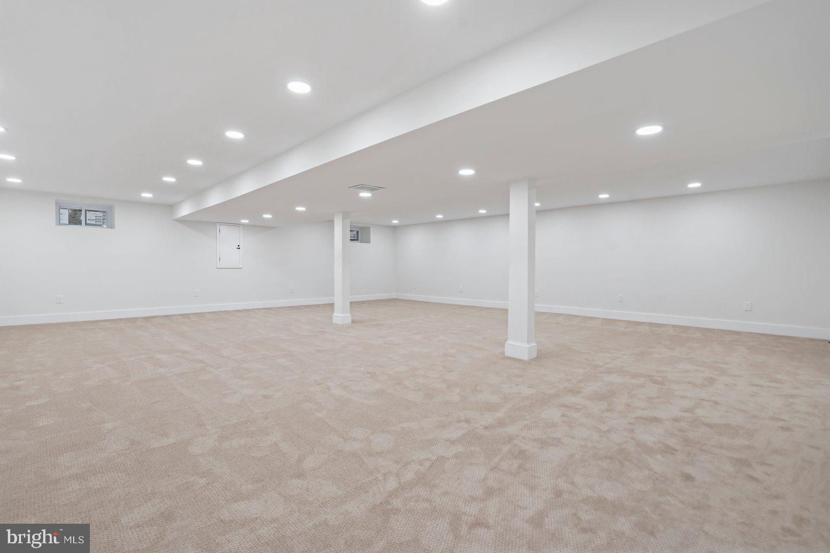 HAMPTON - Residential