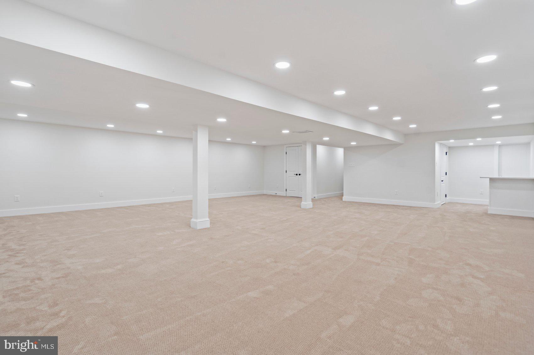 HAMPTON - Residential