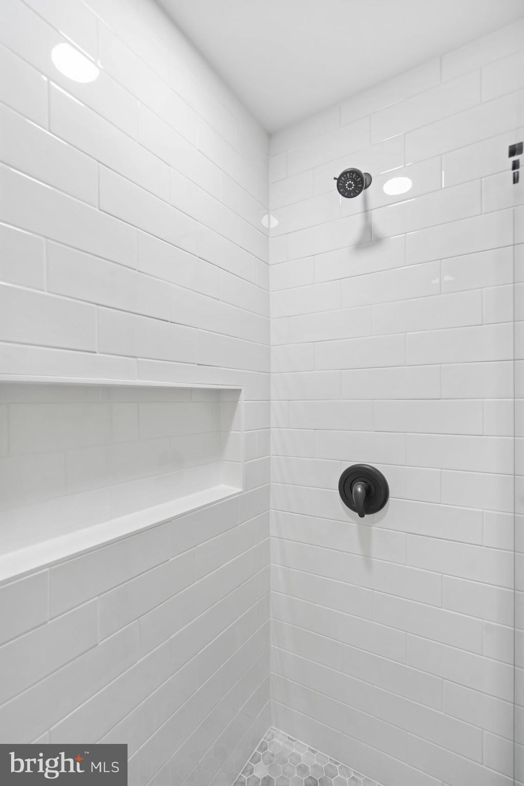 HAMPTON - Residential