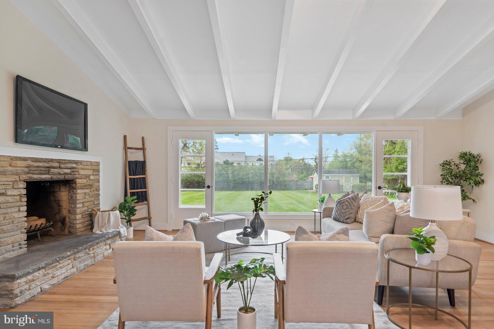 HAMPTON - Residential