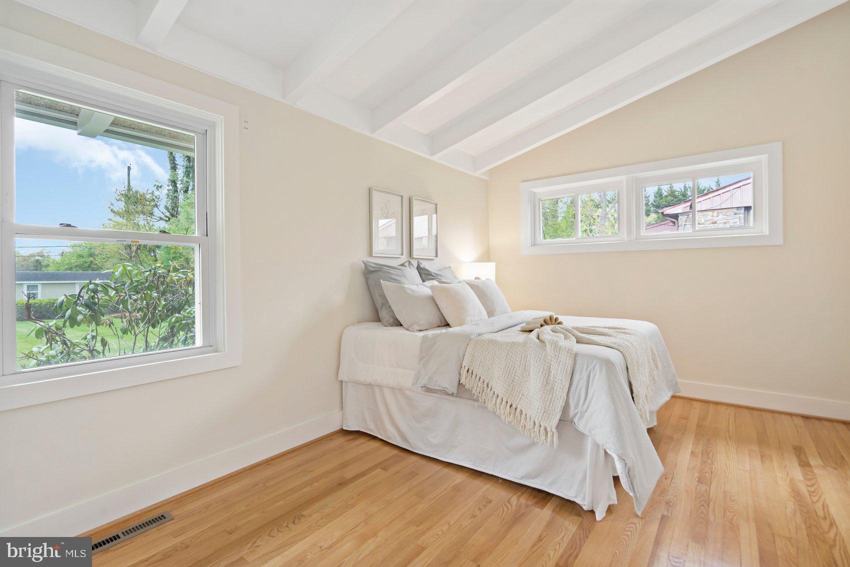 HAMPTON - Residential