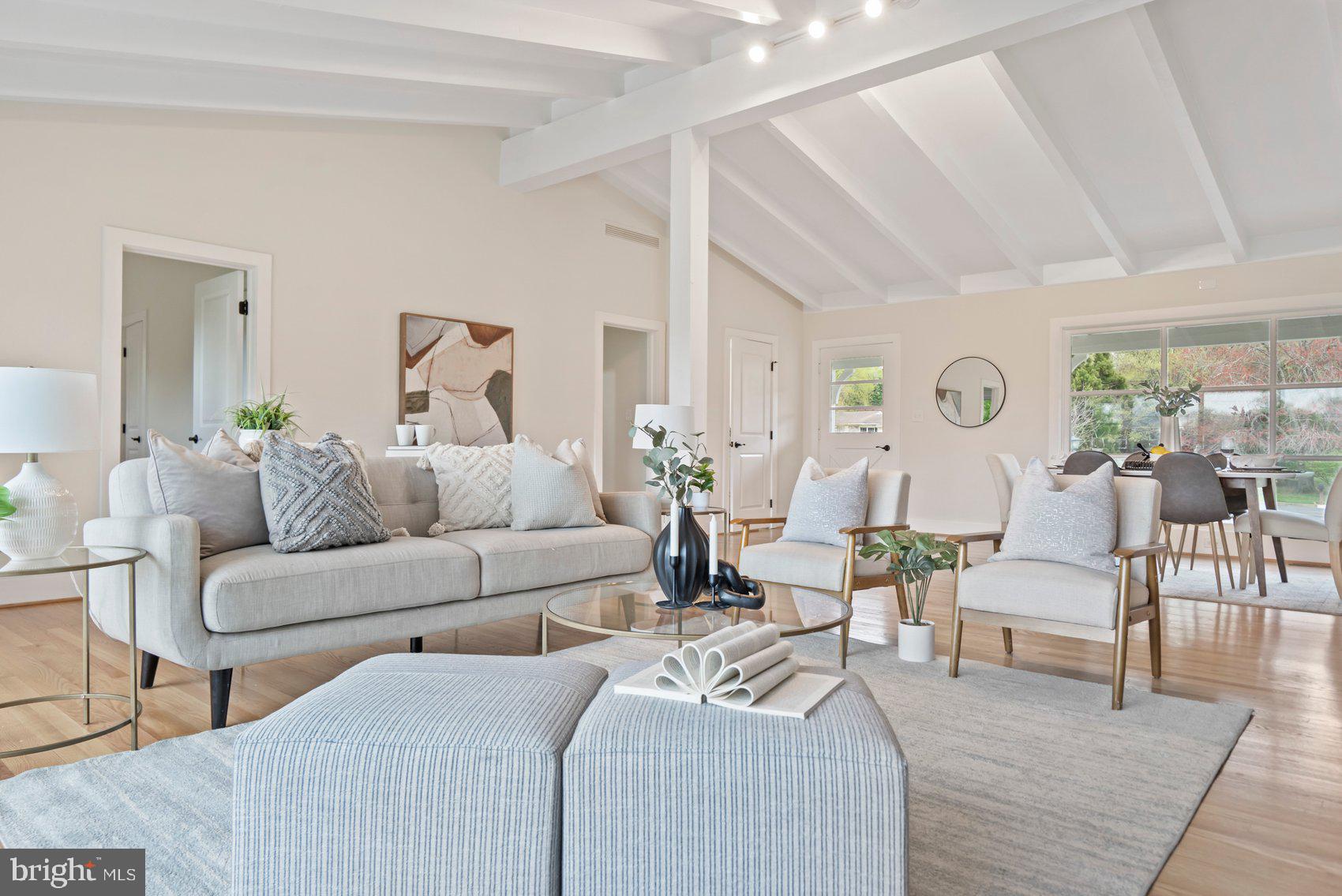 HAMPTON - Residential