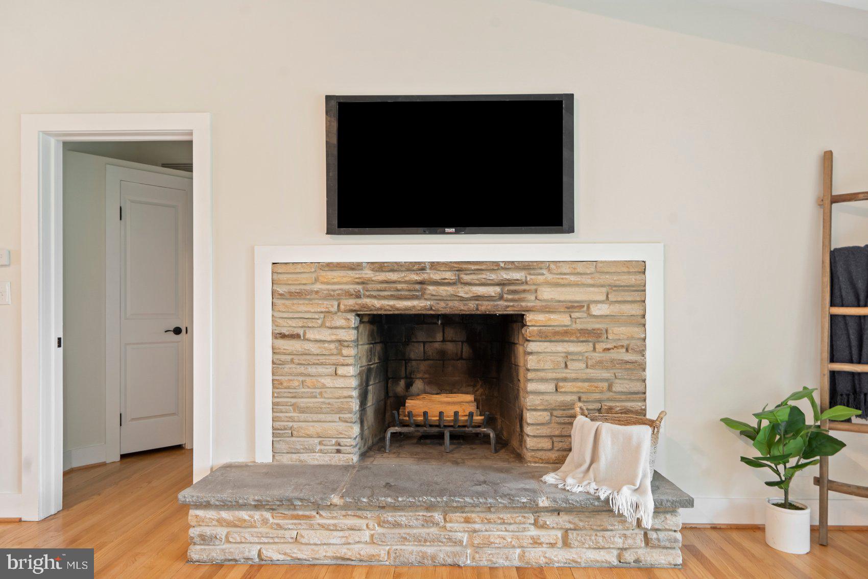 HAMPTON - Residential