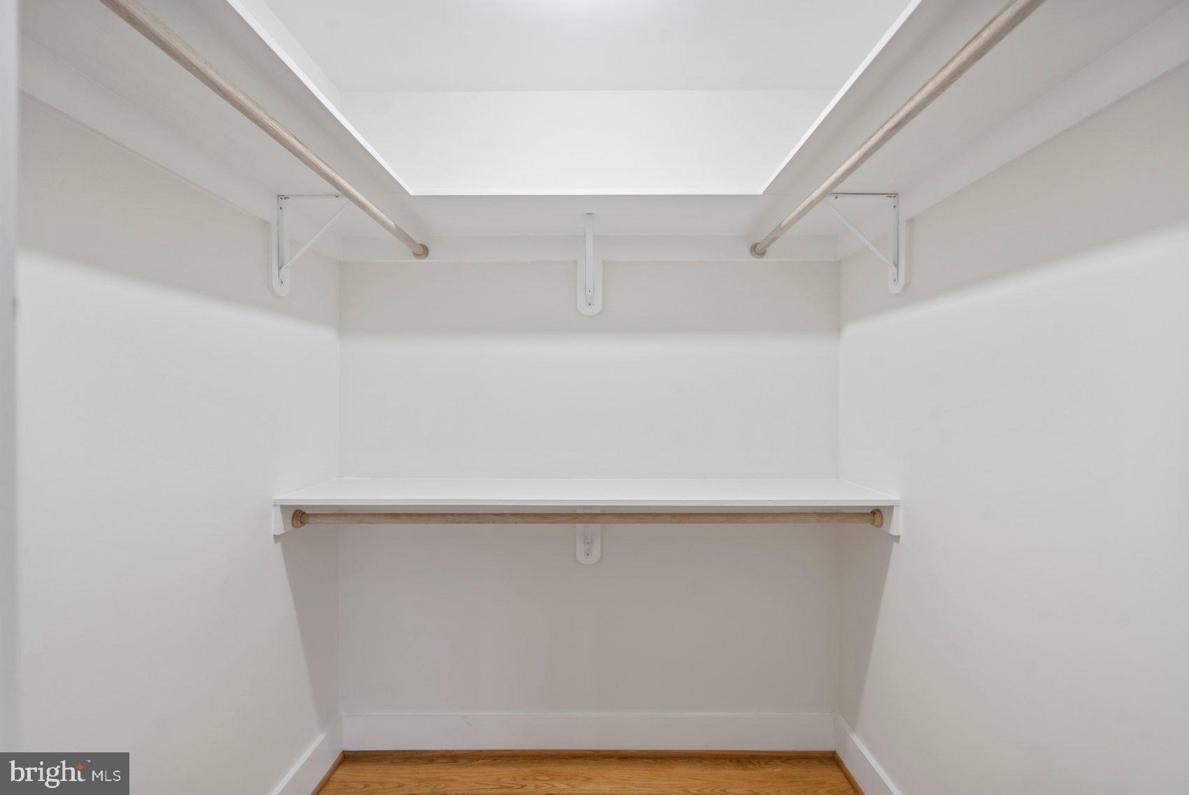 HAMPTON - Residential