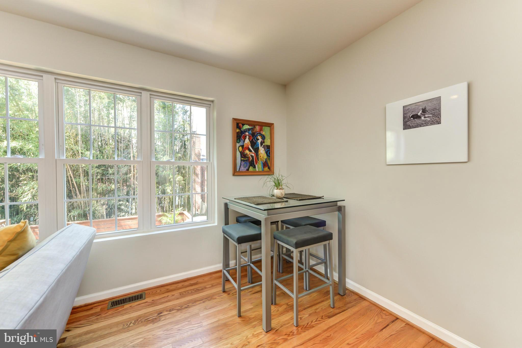 WARWICK VILLAGE - Residential