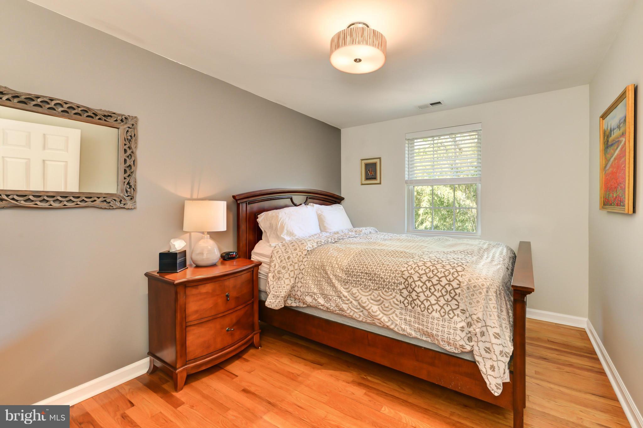 WARWICK VILLAGE - Residential