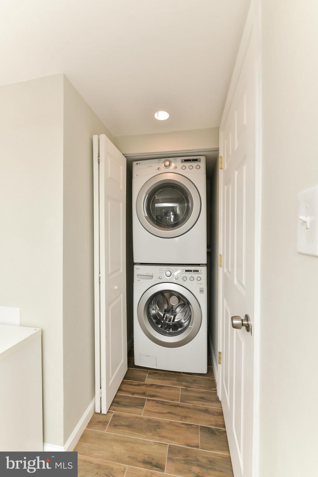 WARWICK VILLAGE - Residential