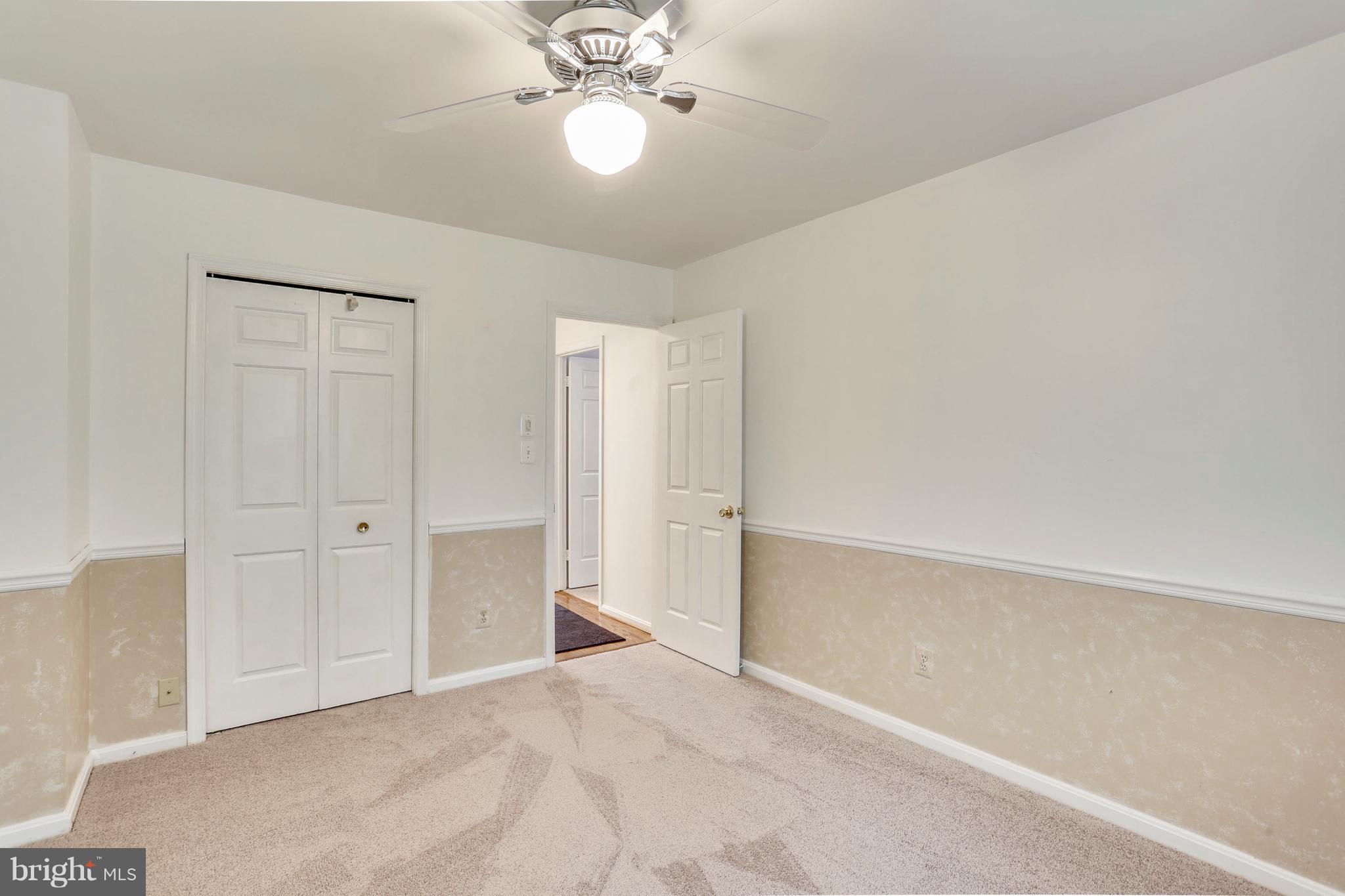 THE DOWNS - MONTG VILL - Residential