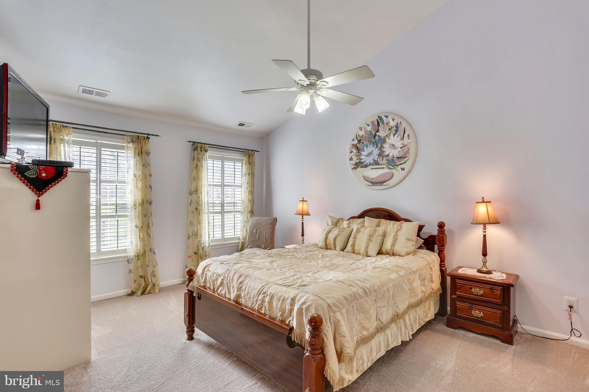 THE DOWNS - MONTG VILL - Residential