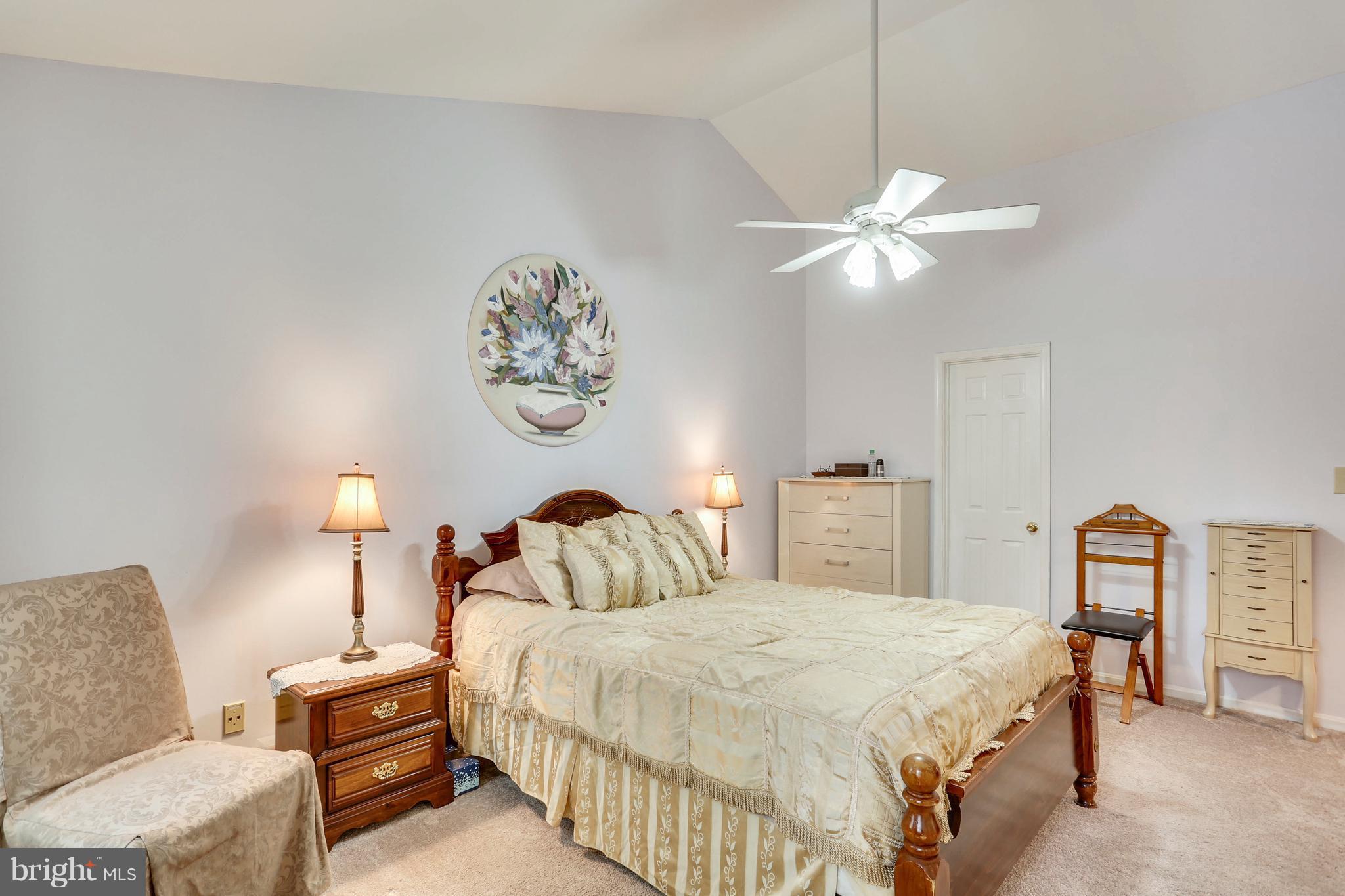 THE DOWNS - MONTG VILL - Residential