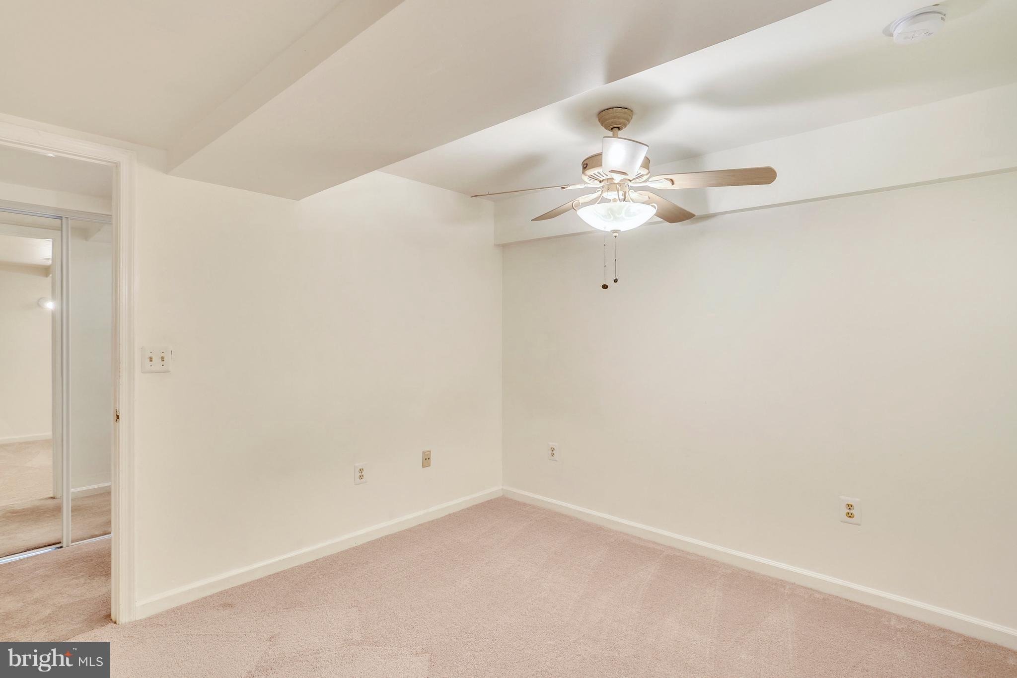 THE DOWNS - MONTG VILL - Residential