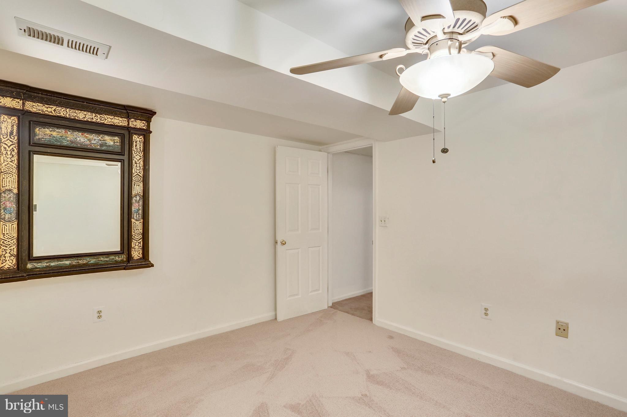 THE DOWNS - MONTG VILL - Residential