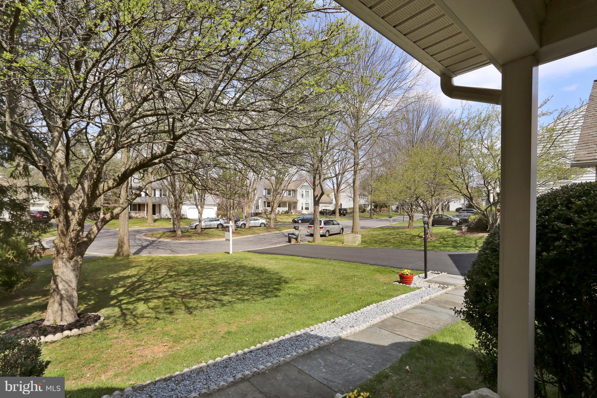 THE DOWNS - MONTG VILL - Residential