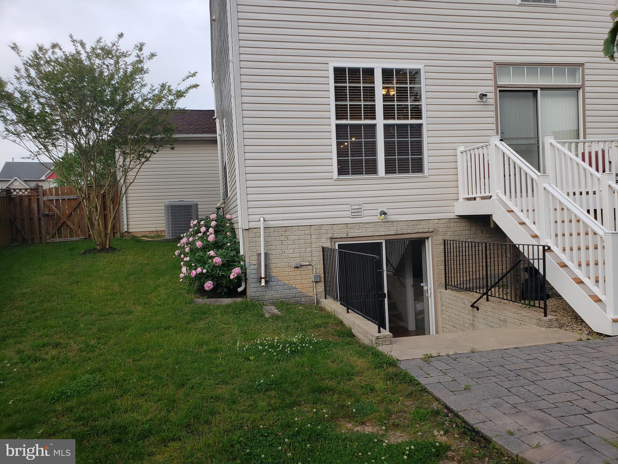 TRENTDALE VILLAGE - Residential Lease