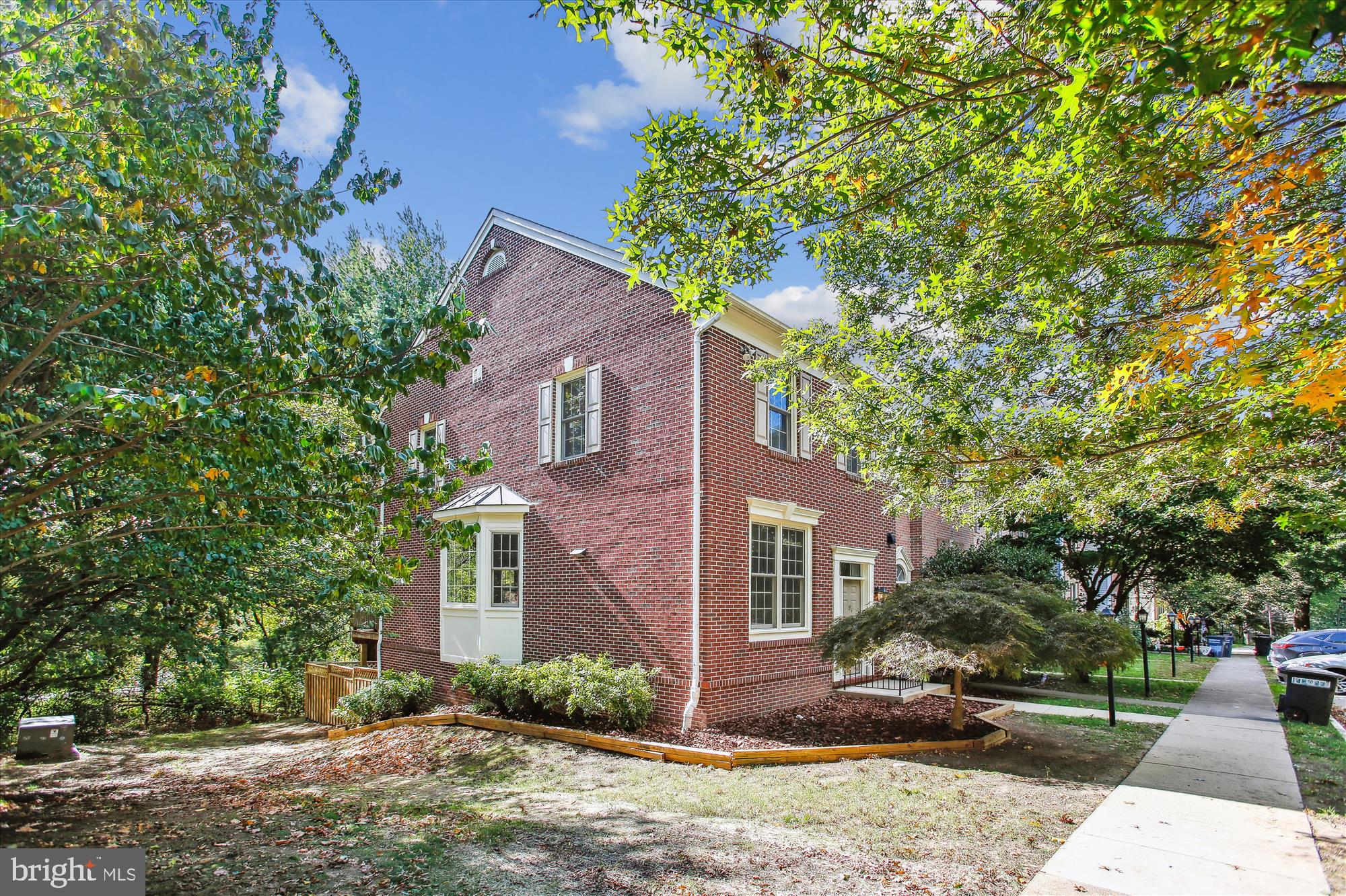 HUNTLEY MEADOWS - Residential