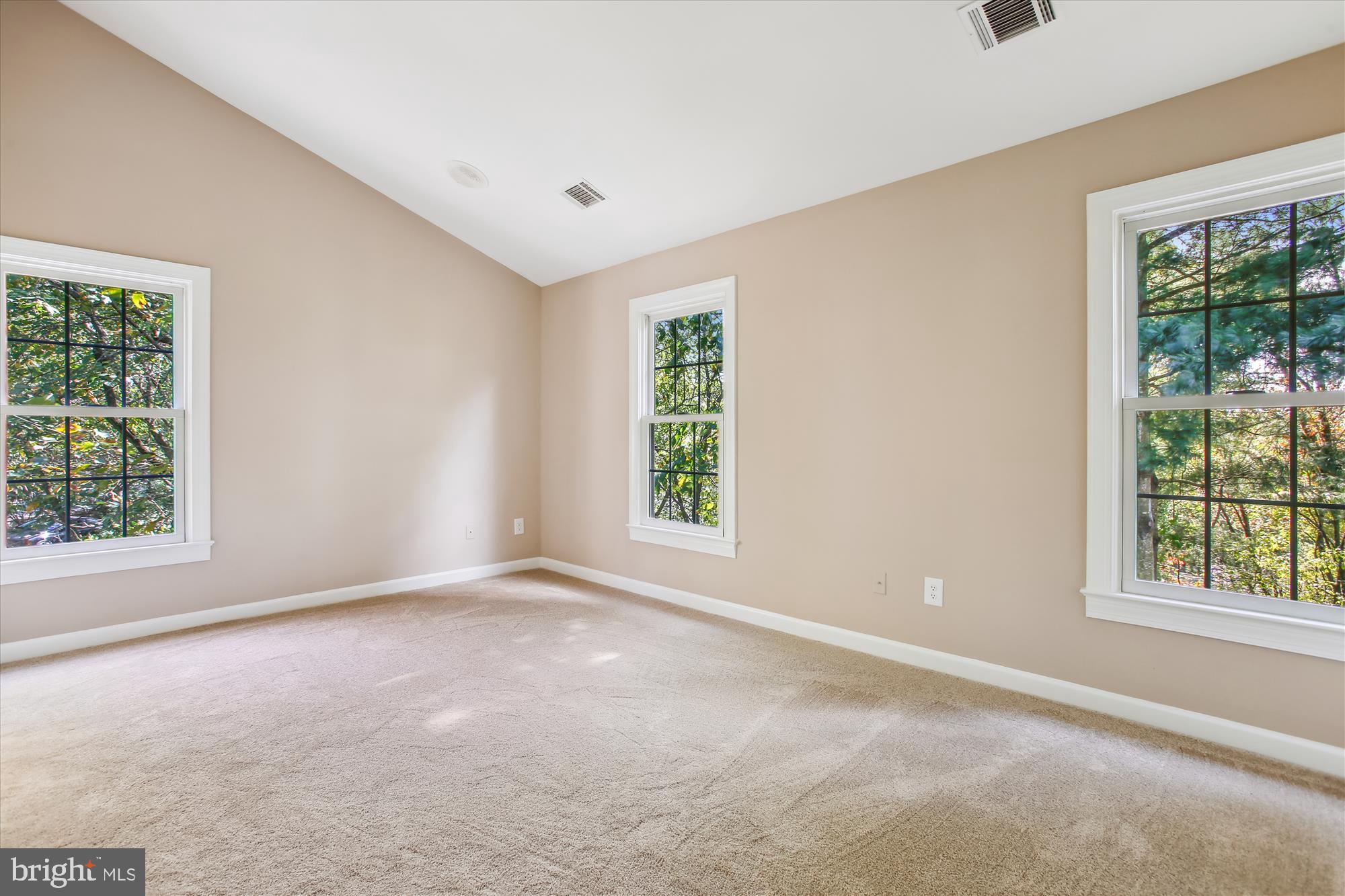 HUNTLEY MEADOWS - Residential