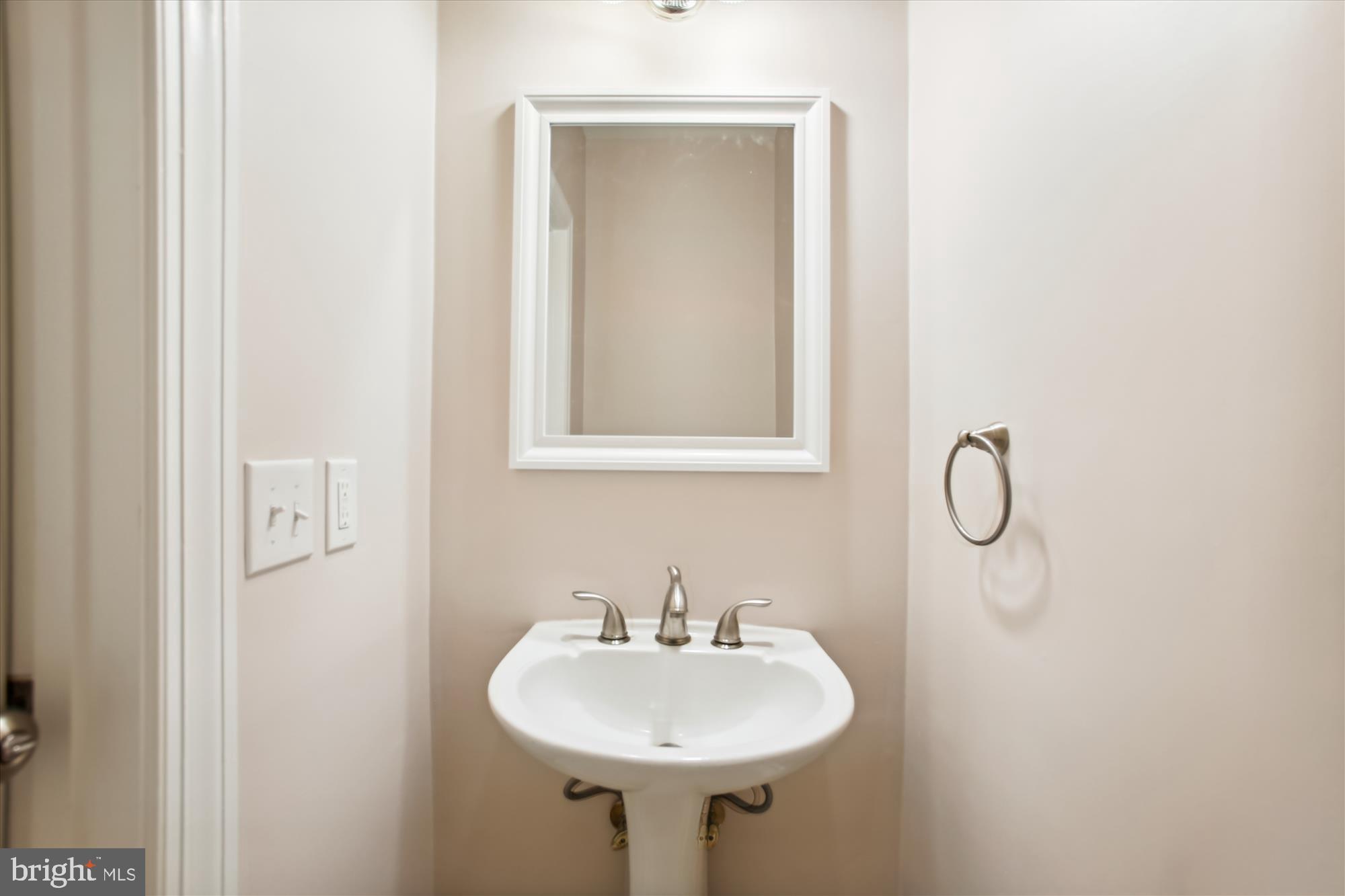 HUNTLEY MEADOWS - Residential